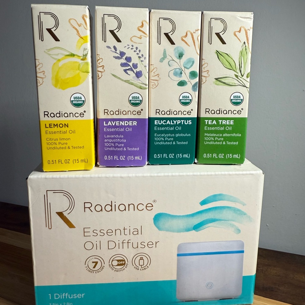 Essential Oil Diffuser Set with Multi-Colored Oils